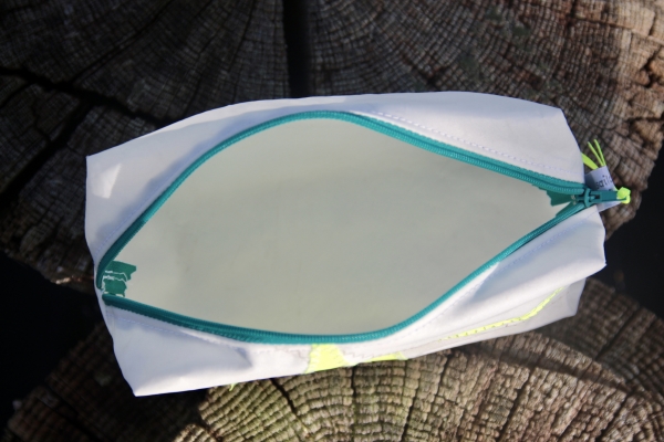 Segeltuch Kosmetiktasche eckig mit Stern in gelb